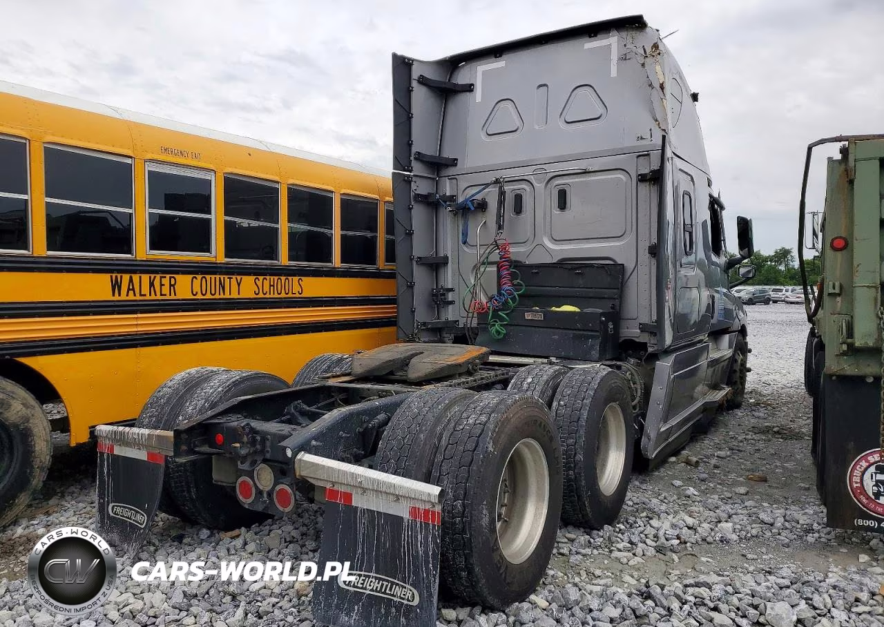 2023 Freightliner Cascadia 126 Semi Truck VIN:3AKJHHDR6PSUK7905 - 4