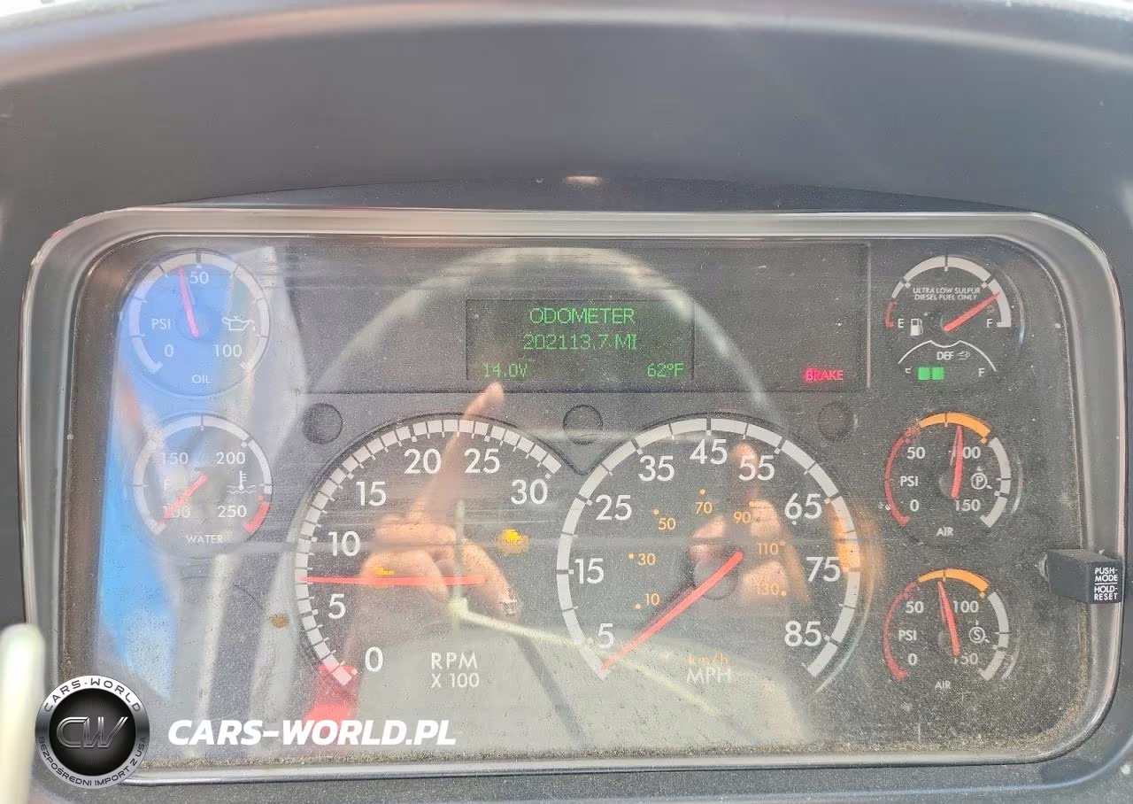 2019 Freightliner M2 106 Med - Refrigerated Box Truck VIN:3ALACWFC0KDLD3454 - 9