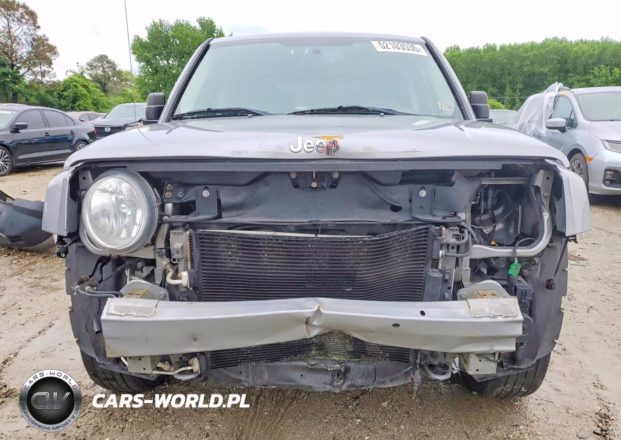 2016 Jeep Patriot Latitude VIN:1C4NJRFB2GD661774 - 5