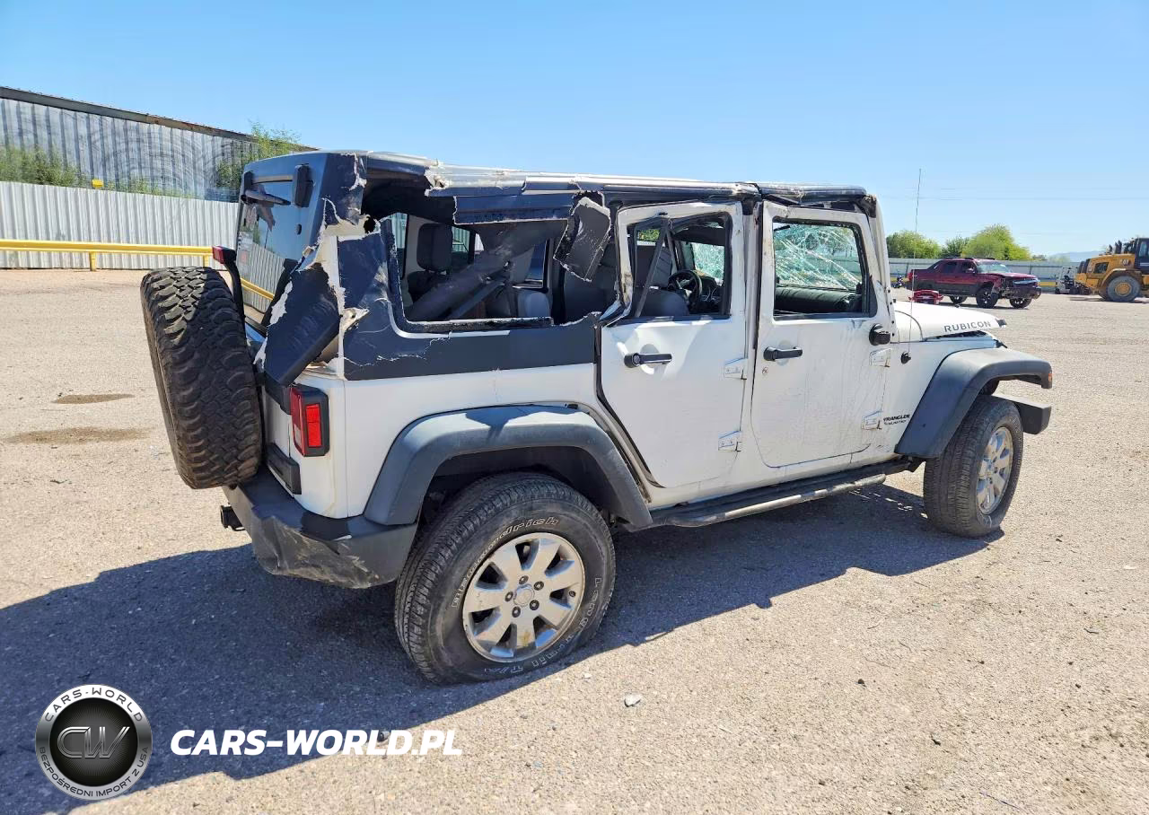 2008 Jeep Wrangler Unlimited Rubicon VIN:1J8GA69138L611041 - 3