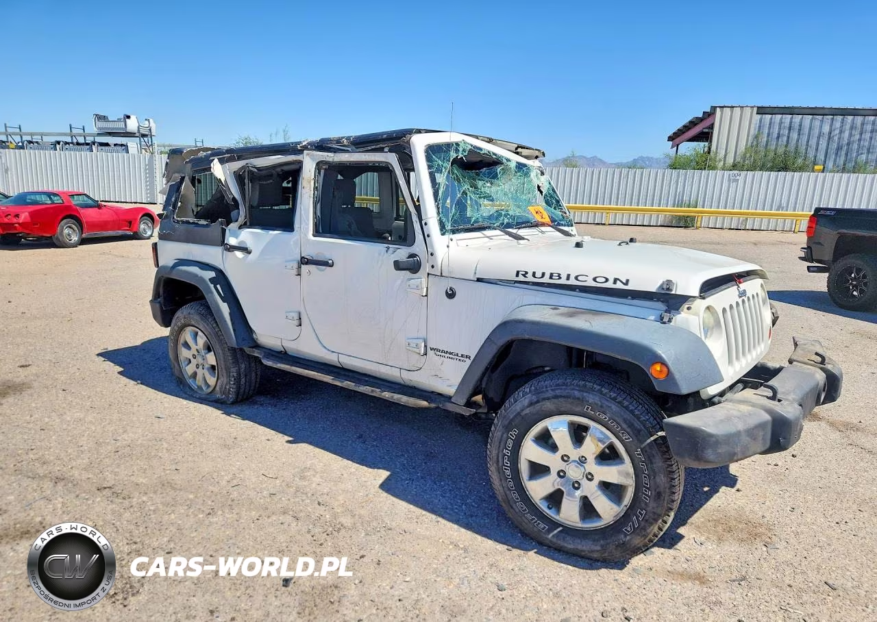 2008 Jeep Wrangler Unlimited Rubicon VIN:1J8GA69138L611041 - 4