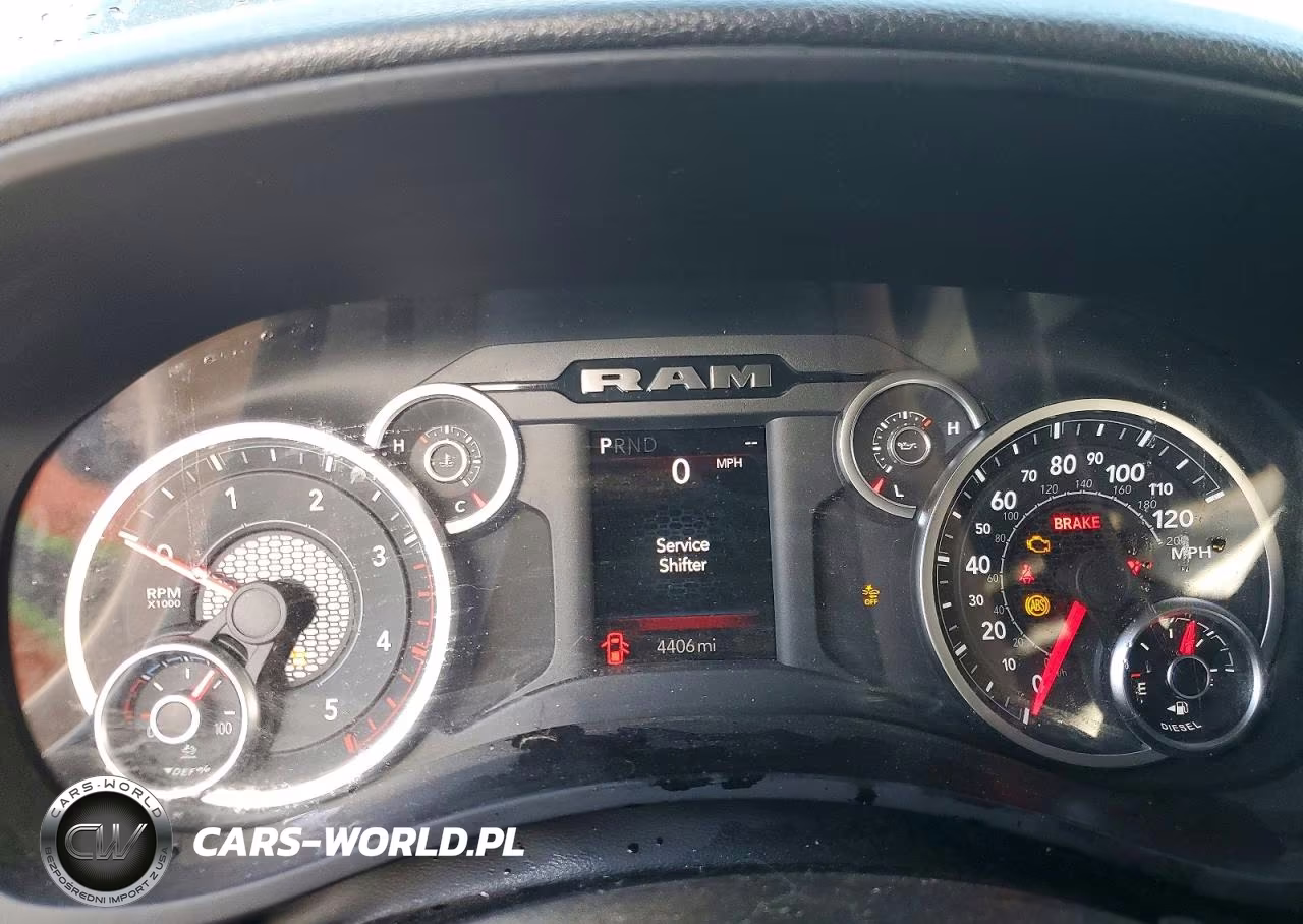 2026 Ram 3500 Tradesman VIN:3C63RRGL7TG251614 - 9