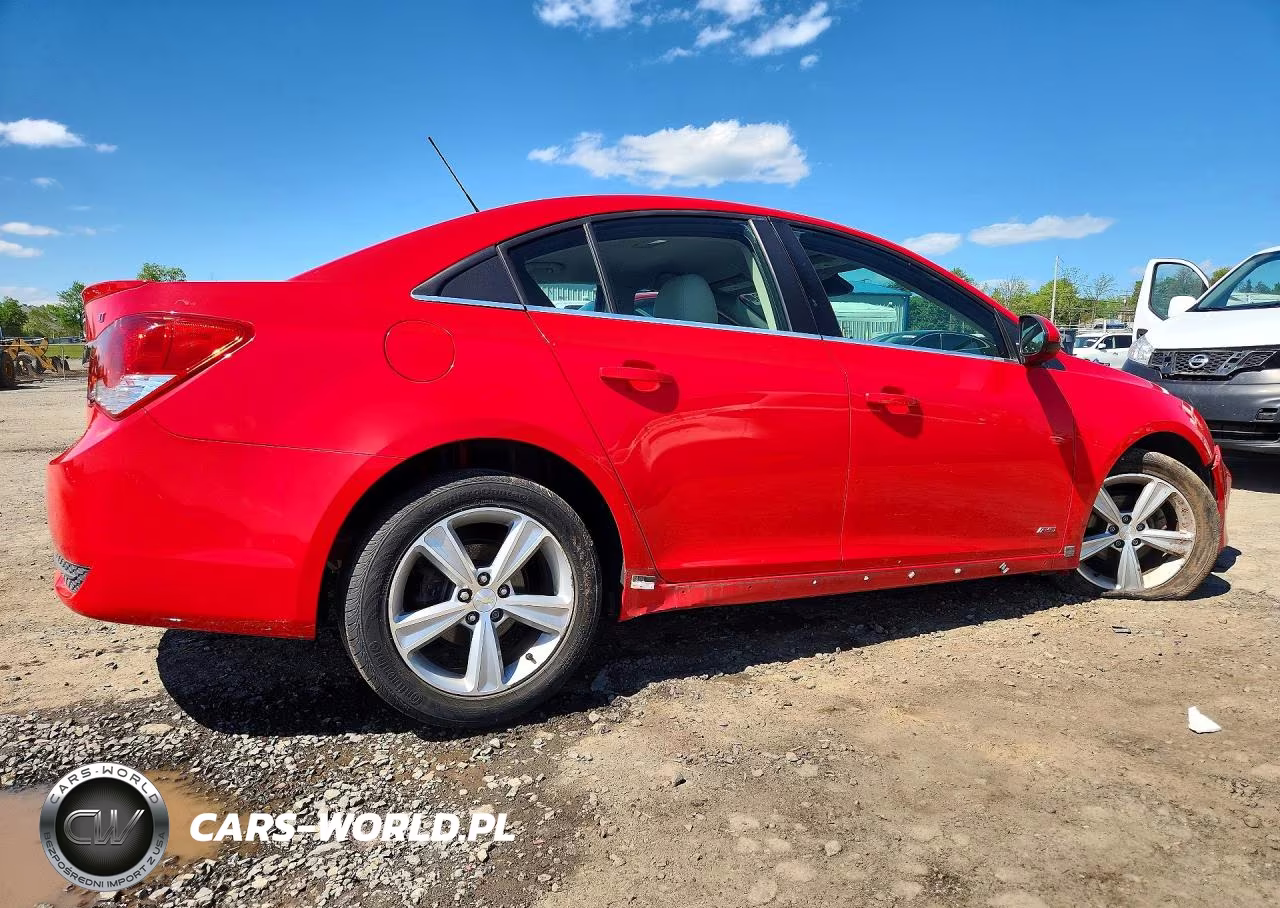 2015 Chevrolet Cruze Lt VIN:1G1PE5SB9F7111182 - 3
