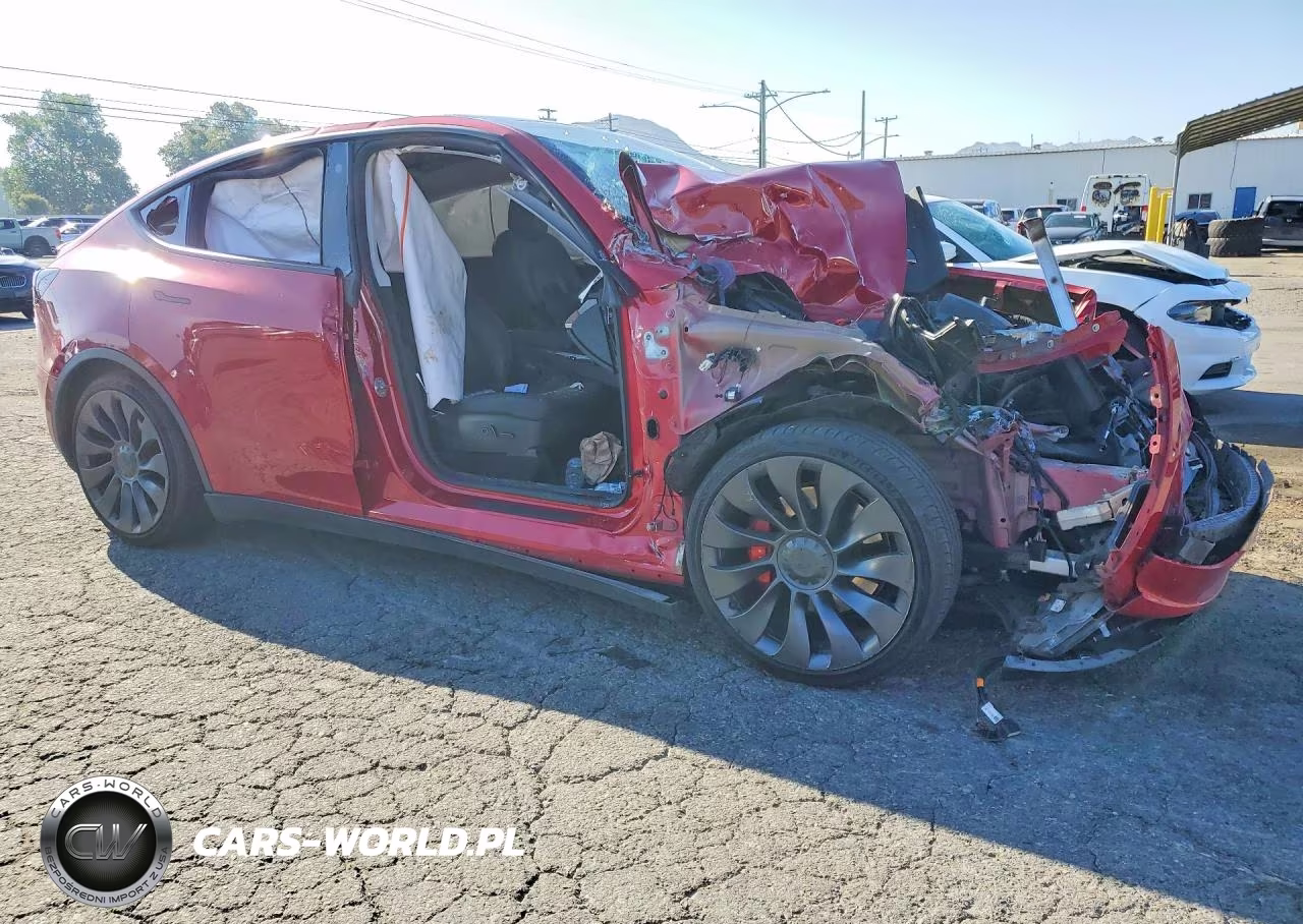 2021 Tesla Model Y VIN:5YJYGDEF3MF124595 - 4