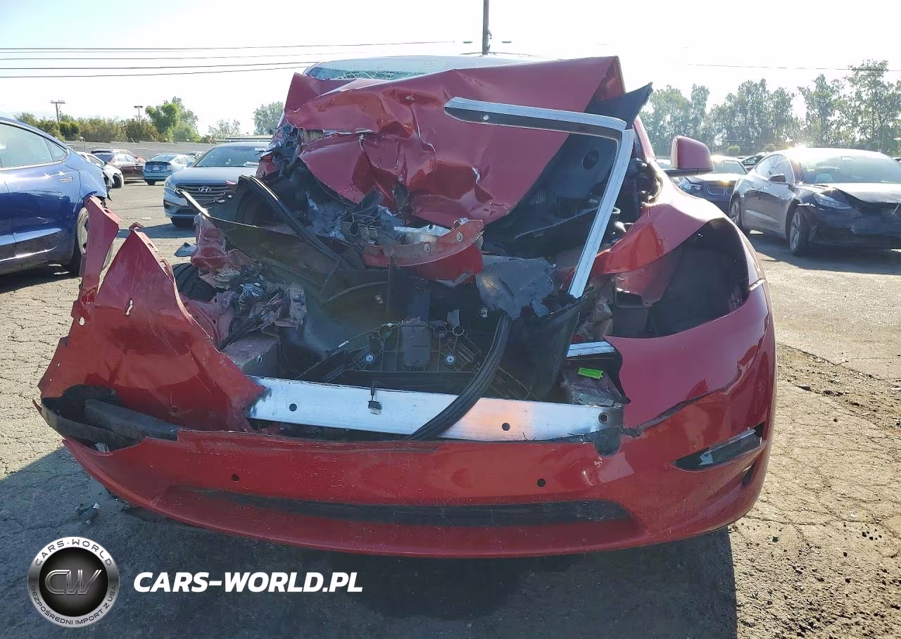 2021 Tesla Model Y VIN:5YJYGDEF3MF124595 - 5