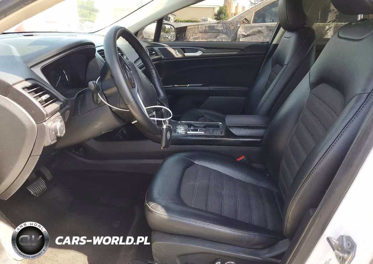 2018 Ford Fusion Se Hybrid VIN:3FA6P0LUXJR116818 - 7