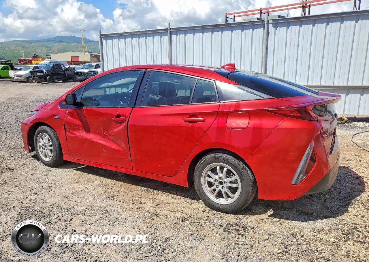 2018 Toyota Prius Prime VIN:JTDKARFP3J3095796 - 2
