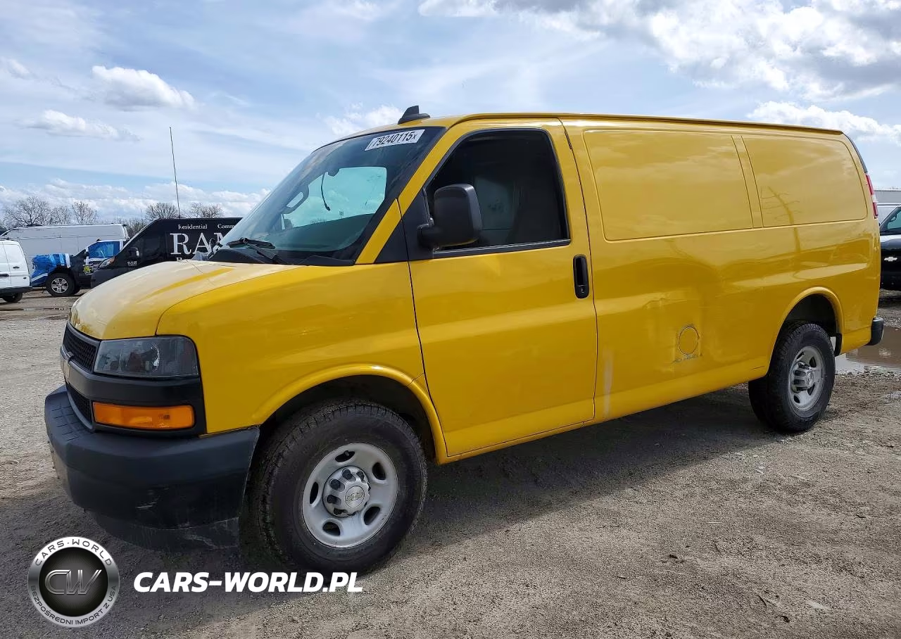 2020 Chevrolet Express G2500