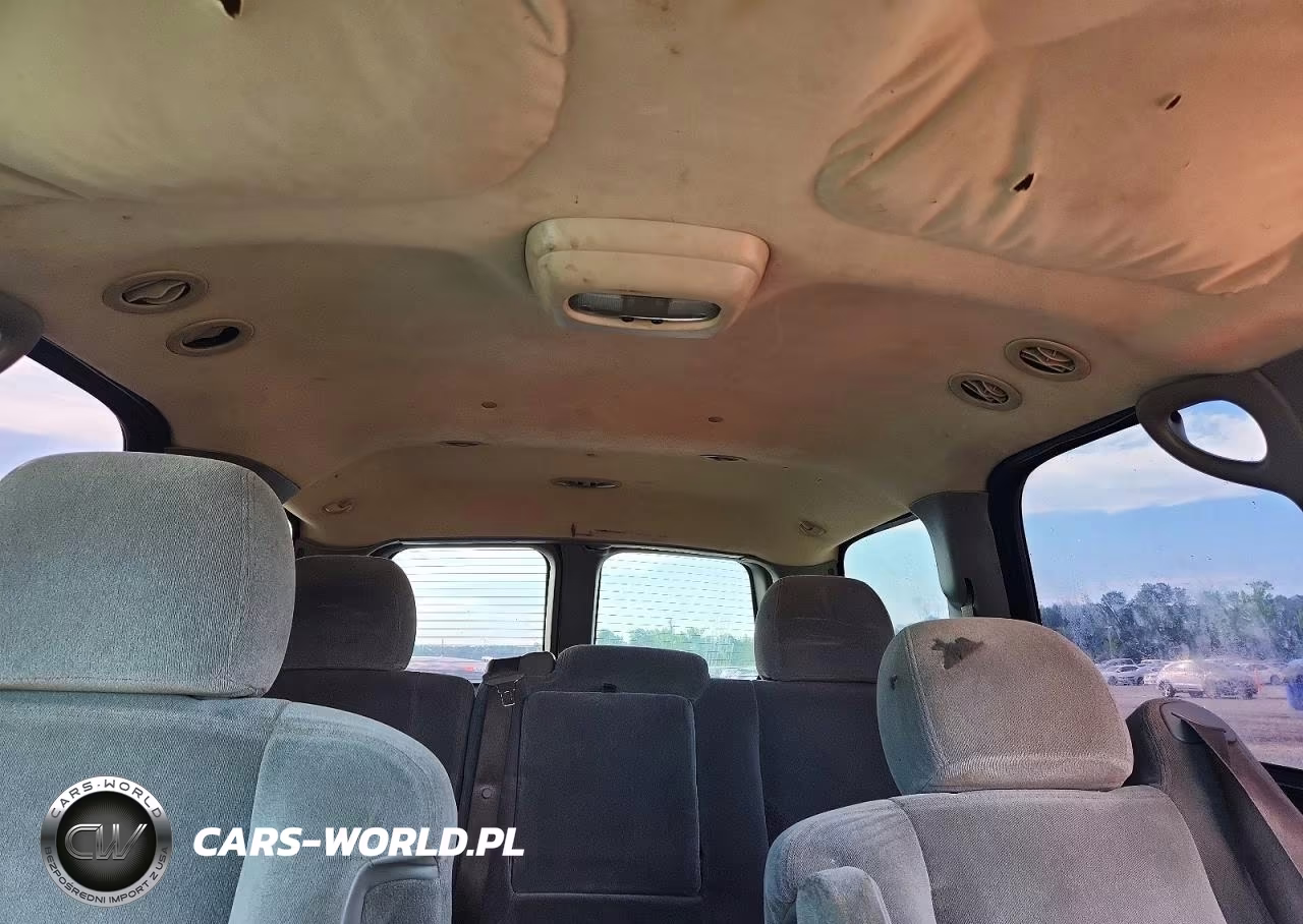 2004 Chevrolet Tahoe K1500 VIN:1GNEK13VX4R257866 - 10