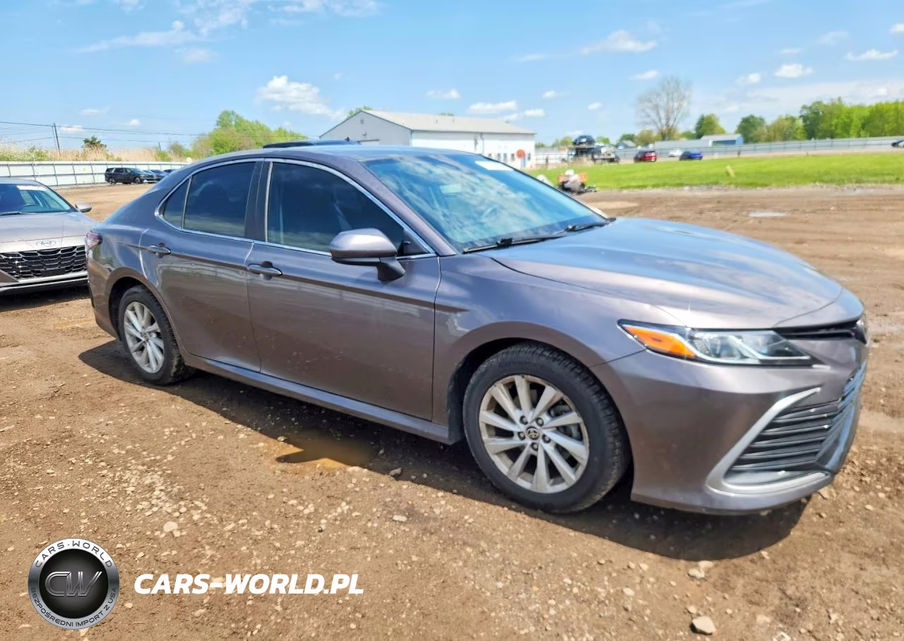 2021 Toyota Camry Le VIN:4T1C11AK2MU616051 - 4