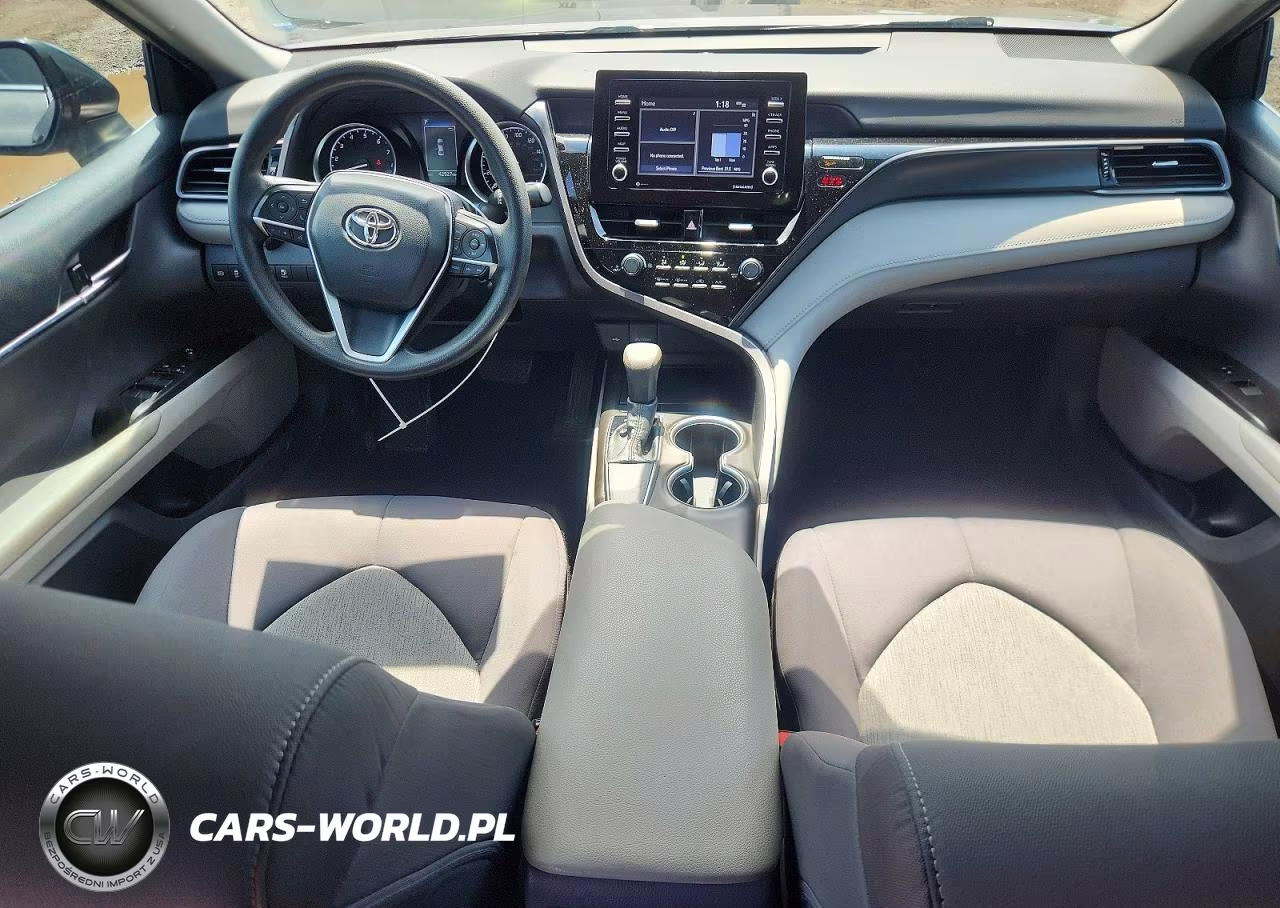 2021 Toyota Camry Le VIN:4T1C11AK2MU616051 - 8