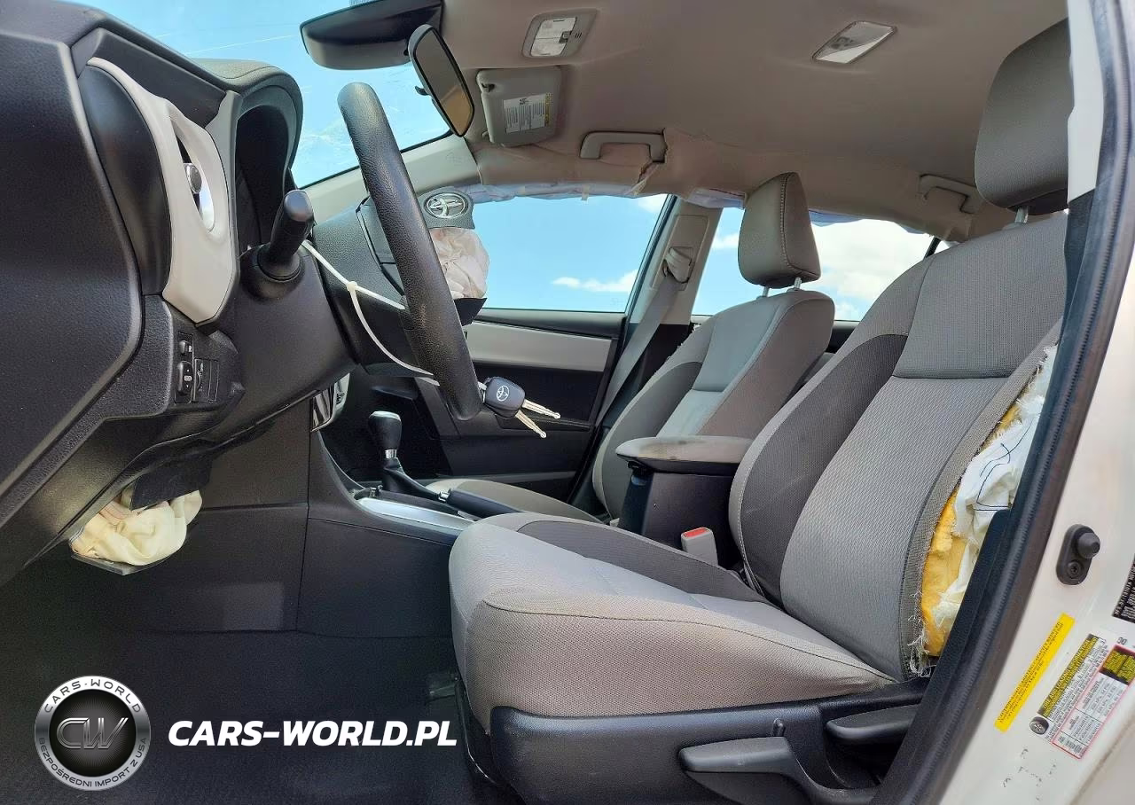 2019 Toyota Corolla Le VIN:2T1BURHE6KC229342 - 7