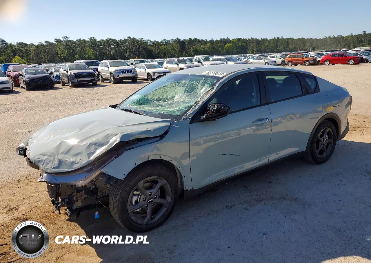 2026 Kia K4 Lxs VIN:3KPFT4DE3TE290499 - 1