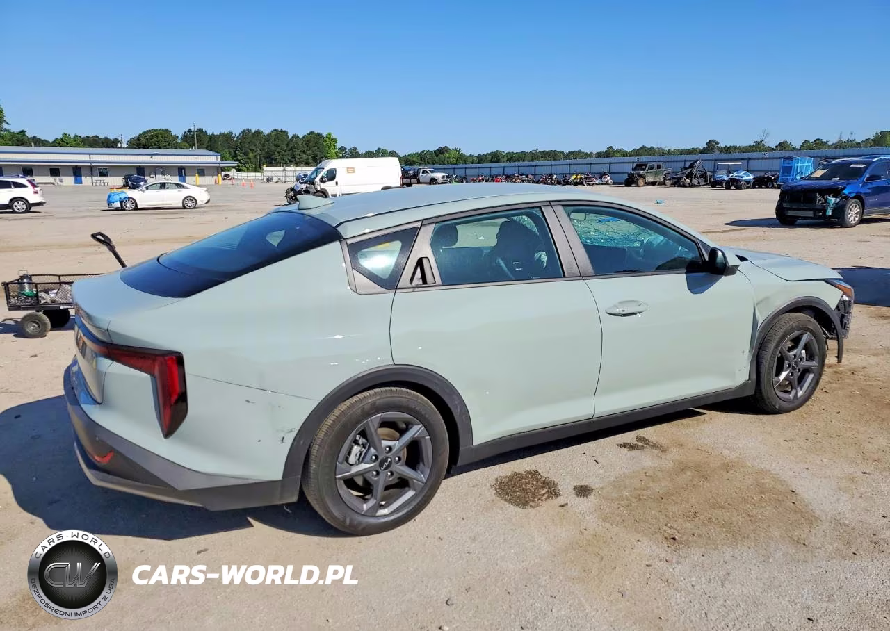 2026 Kia K4 Lxs VIN:3KPFT4DE3TE290499 - 3