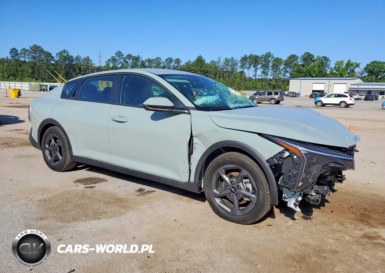 2026 Kia K4 Lxs VIN:3KPFT4DE3TE290499 - 4
