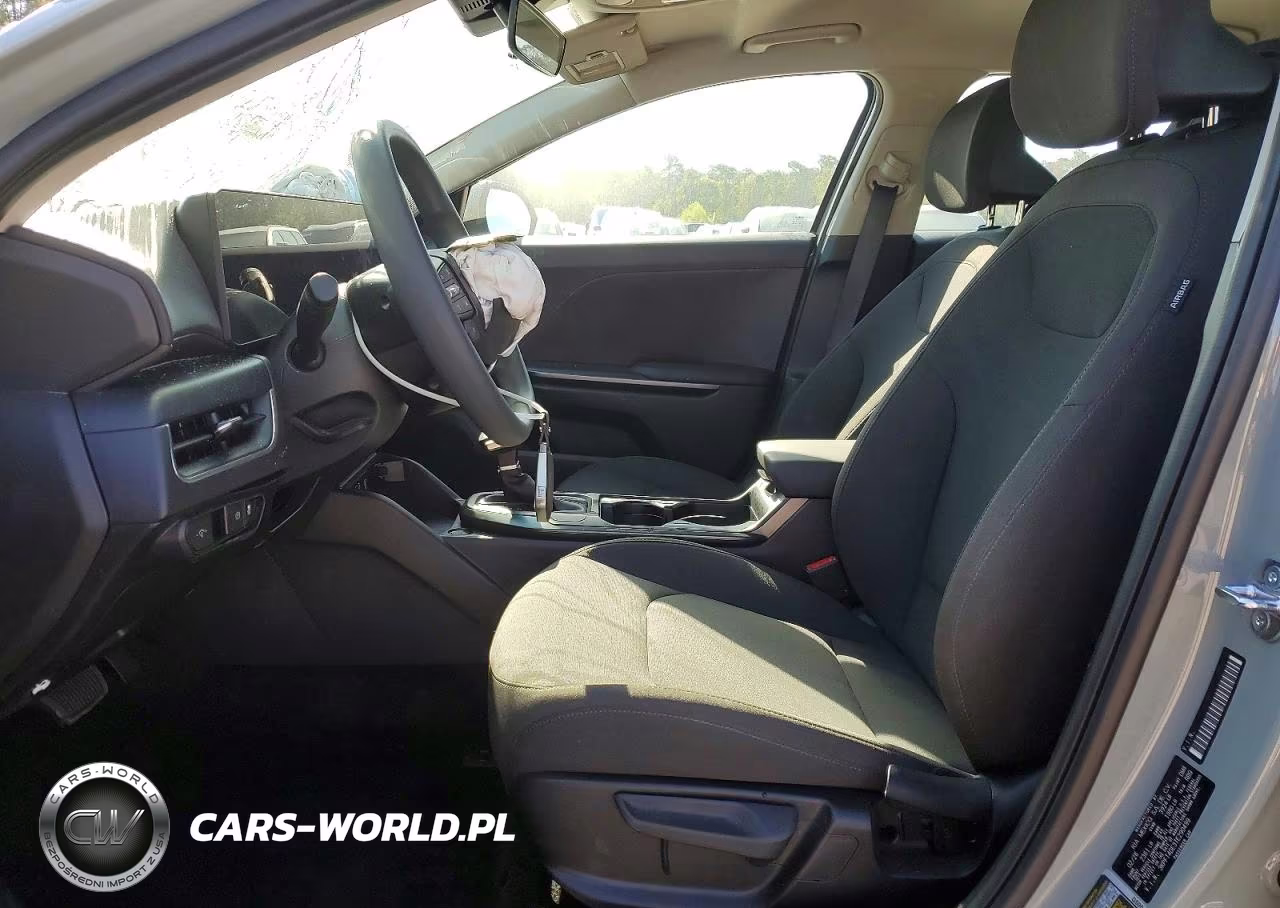 2026 Kia K4 Lxs VIN:3KPFT4DE3TE290499 - 7