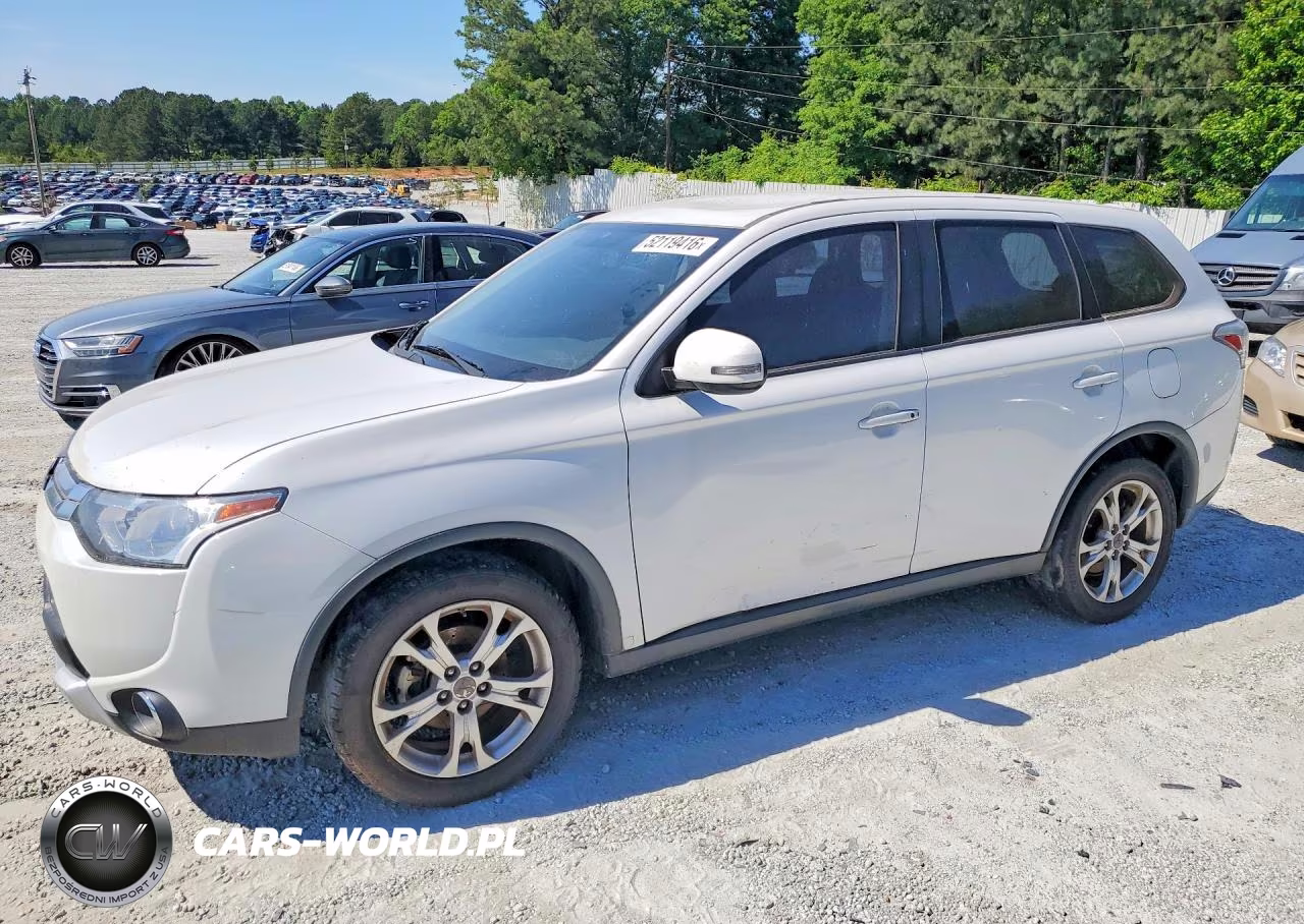 2015 Mitsubishi Outlander Se