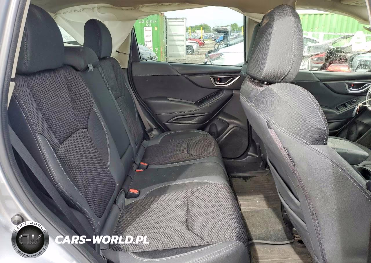 2021 Subaru Forester Premium VIN:JF2SKAJC5MH572756 - 11