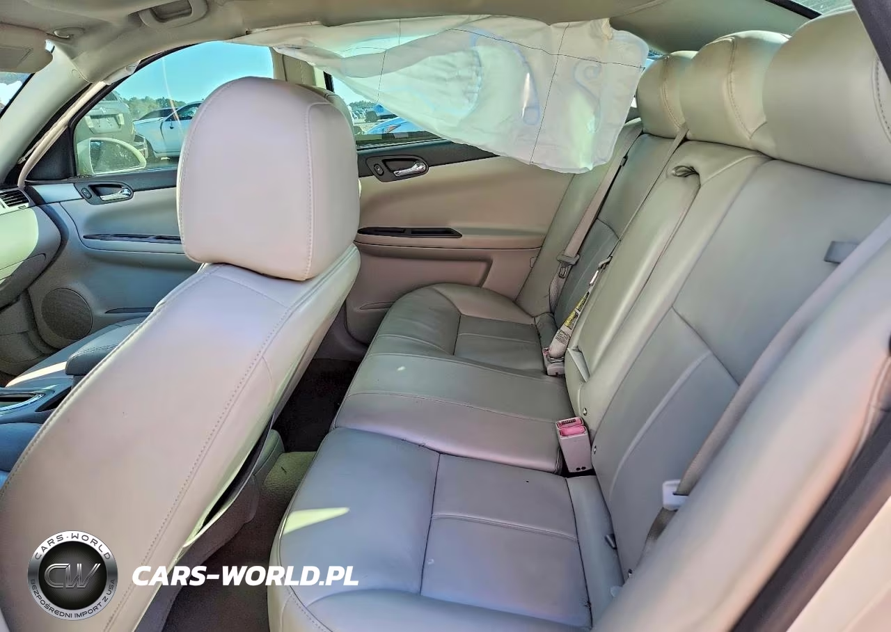 2008 Chevrolet Impala Super Sport VIN:2G1WD58C489252063 - 10