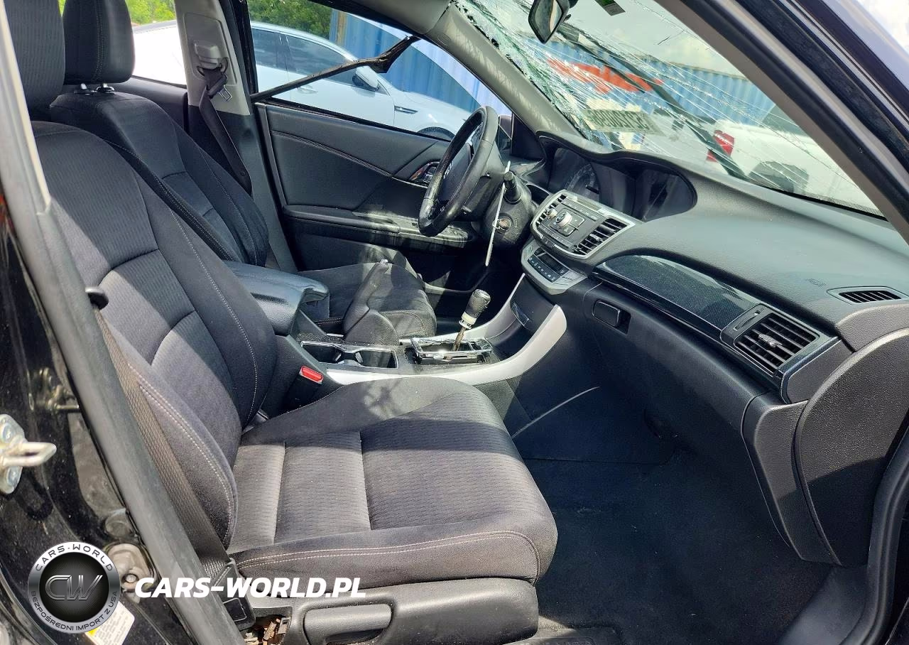 2015 Honda Accord Sport VIN:1HGCR2E54FA019304 - 7