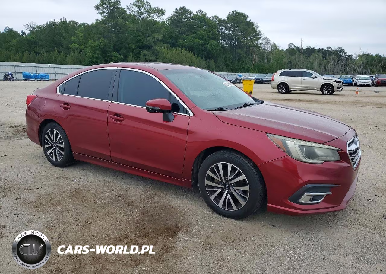 2018 Subaru Legacy 2.5I Premium VIN:4S3BNAF61J3034234 - 4