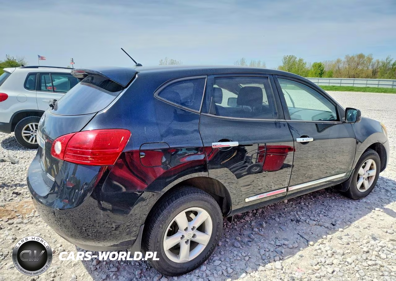 2013 Nissan Rogue S VIN:JN8AS5MTXDW006055 - 3