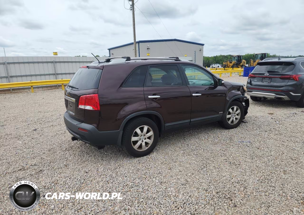 2012 Kia Sorento Lx VIN:5XYKTDA6XCG232775 - 3