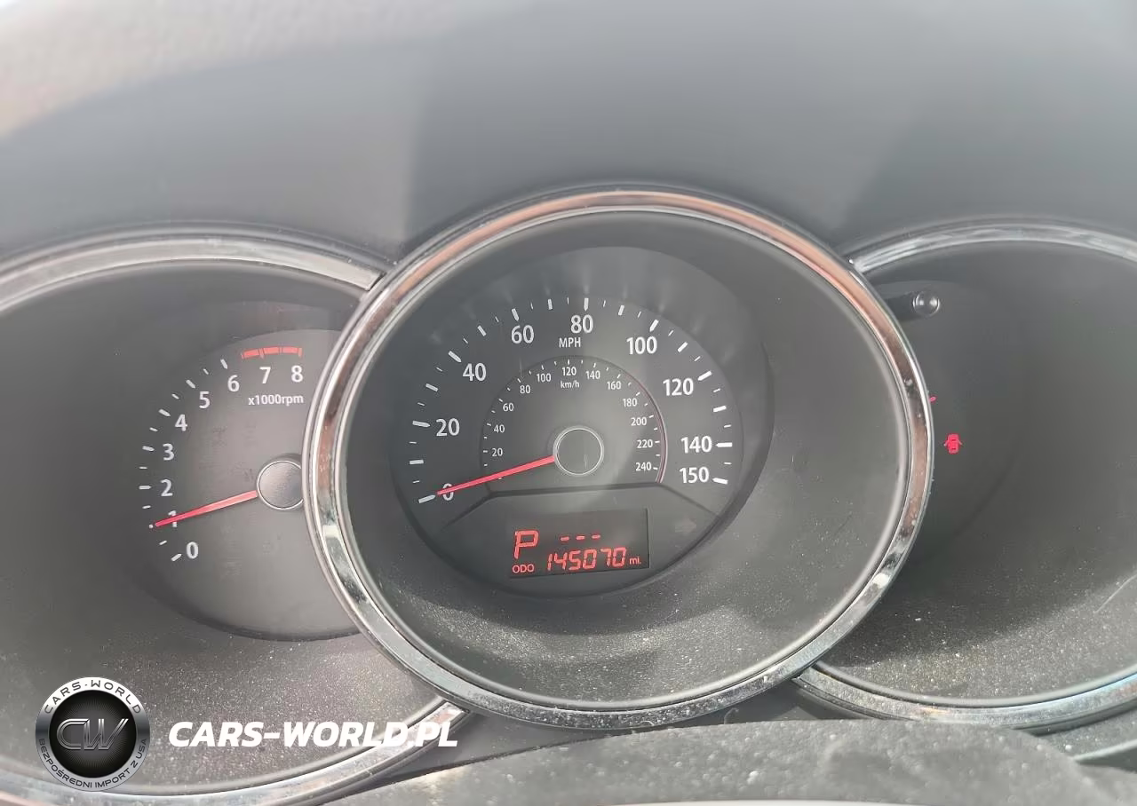2012 Kia Sorento Lx VIN:5XYKTDA6XCG232775 - 9