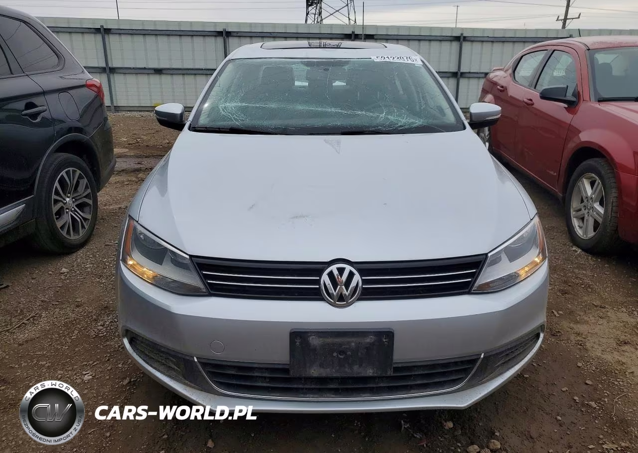 2014 Volkswagen Jetta Tdi VIN:3VWLL7AJ1EM402499 - 5