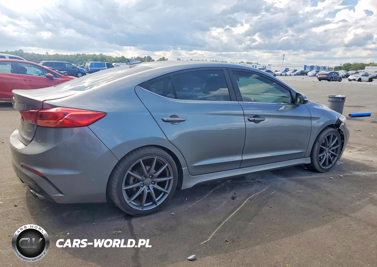 2018 Hyundai Elantra Sport VIN:KMHD04LB3JU720517 - 3