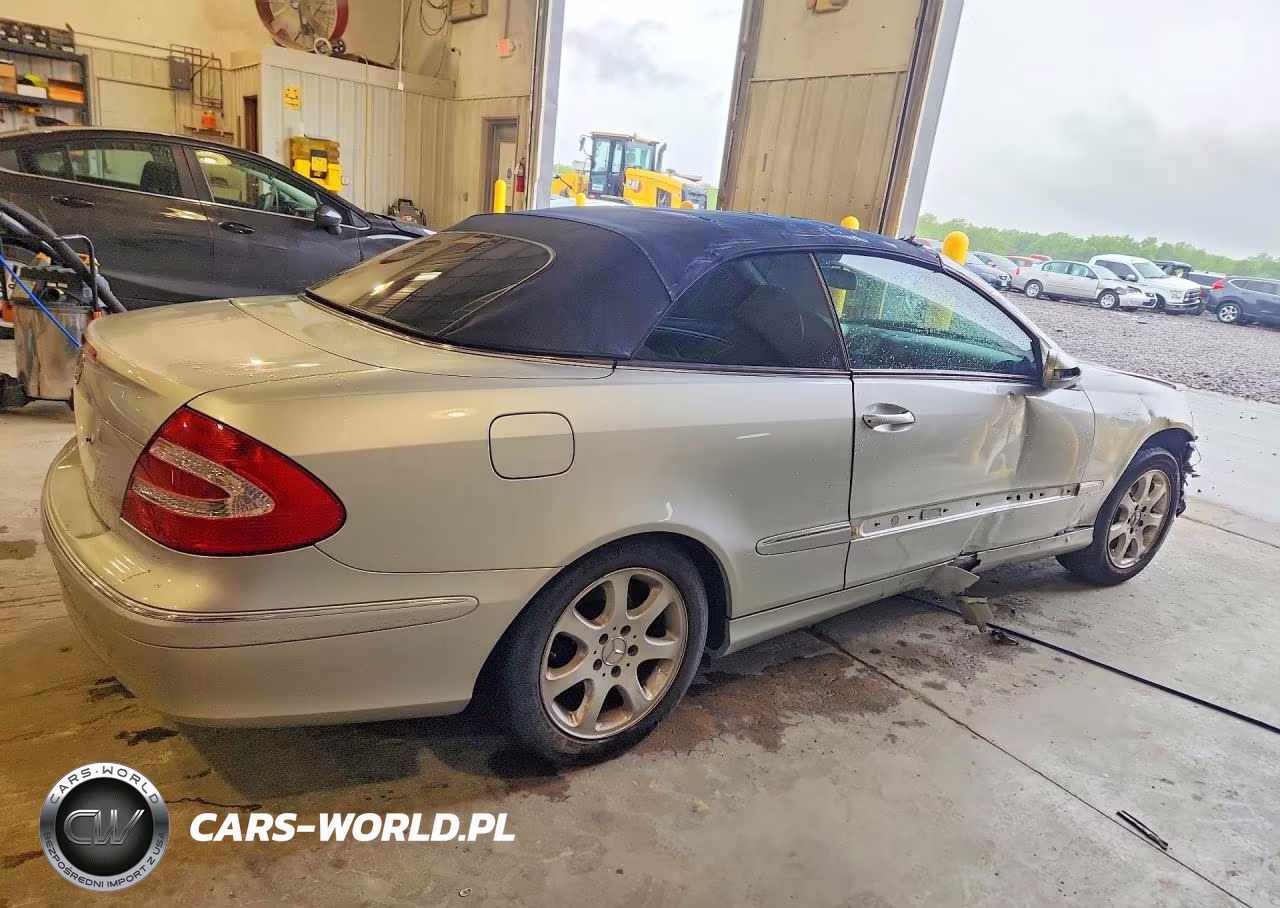 2004 Mercedes-Benz Clk 320 VIN:WDBTK65GX4T030948 - 3