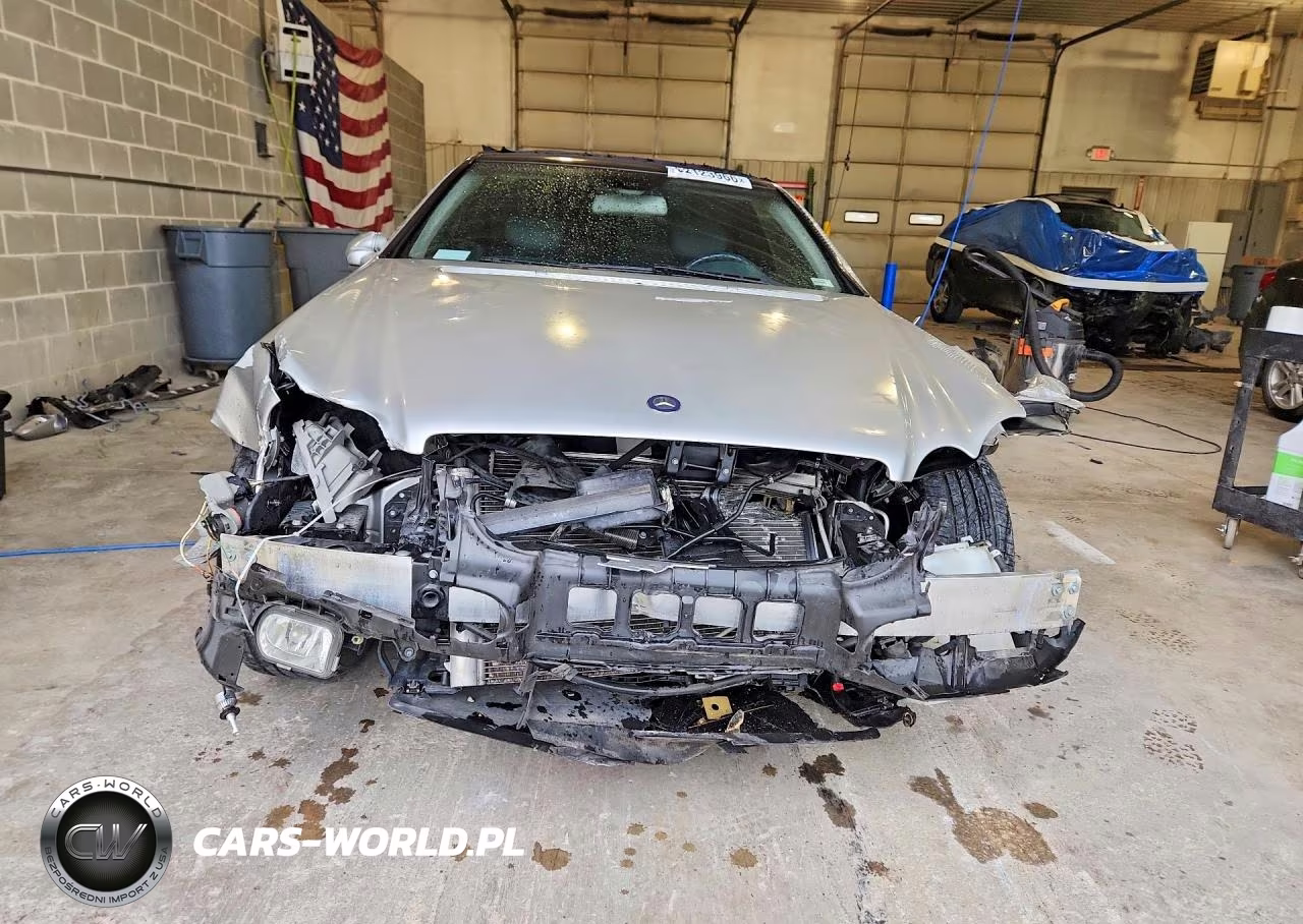 2004 Mercedes-Benz Clk 320 VIN:WDBTK65GX4T030948 - 5