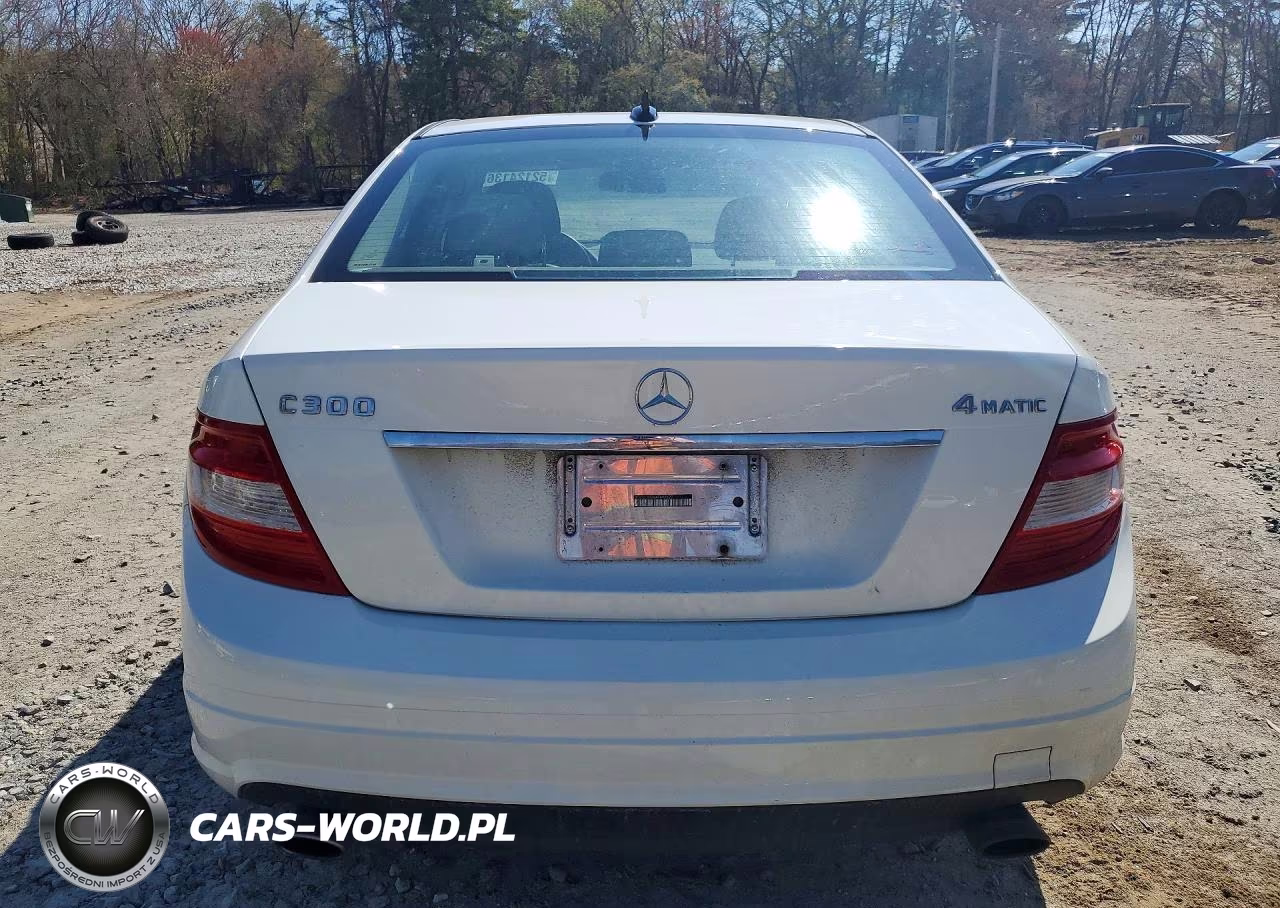 2010 Mercedes-Benz C 300 4Matic VIN:WDDGF8BB6AF490622 - 6