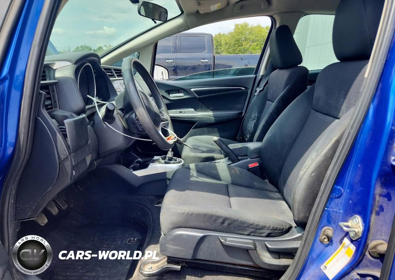 2018 Honda Fit Lx VIN:3HGGK5G45JM724667 - 7