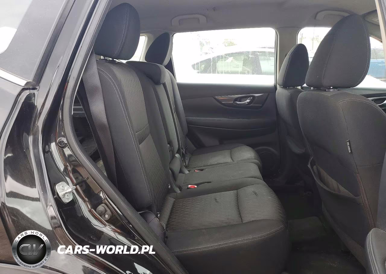 2017 Nissan Rogue S VIN:KNMAT2MV8HP512492 - 11