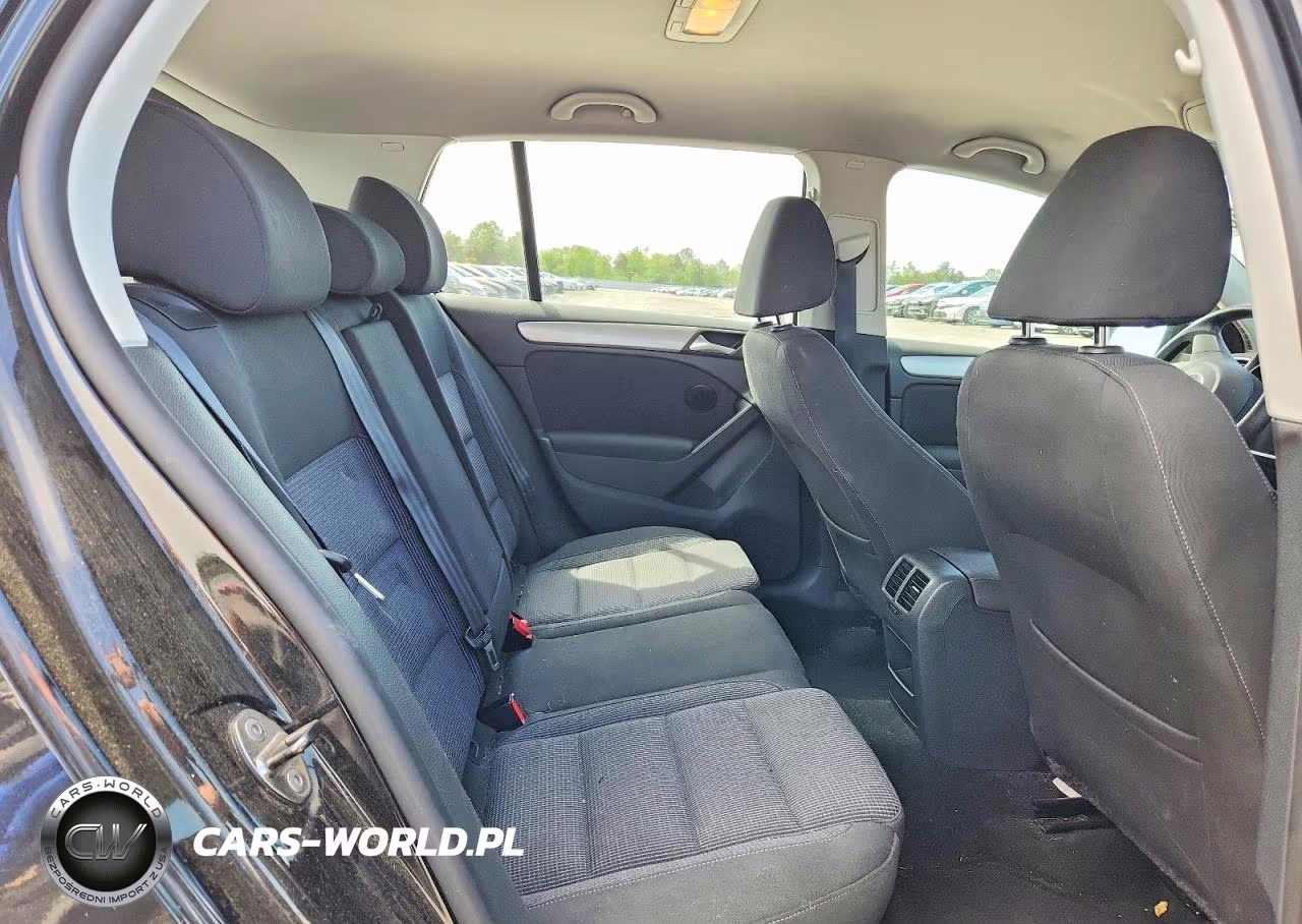 2012 Volkswagen Golf VIN:WVWDB7AJ4CW018031 - 10