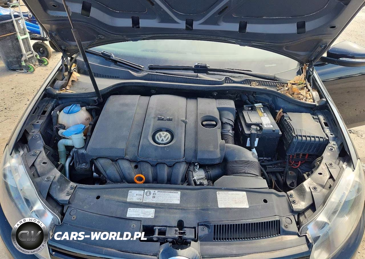 2012 Volkswagen Golf VIN:WVWDB7AJ4CW018031 - 11
