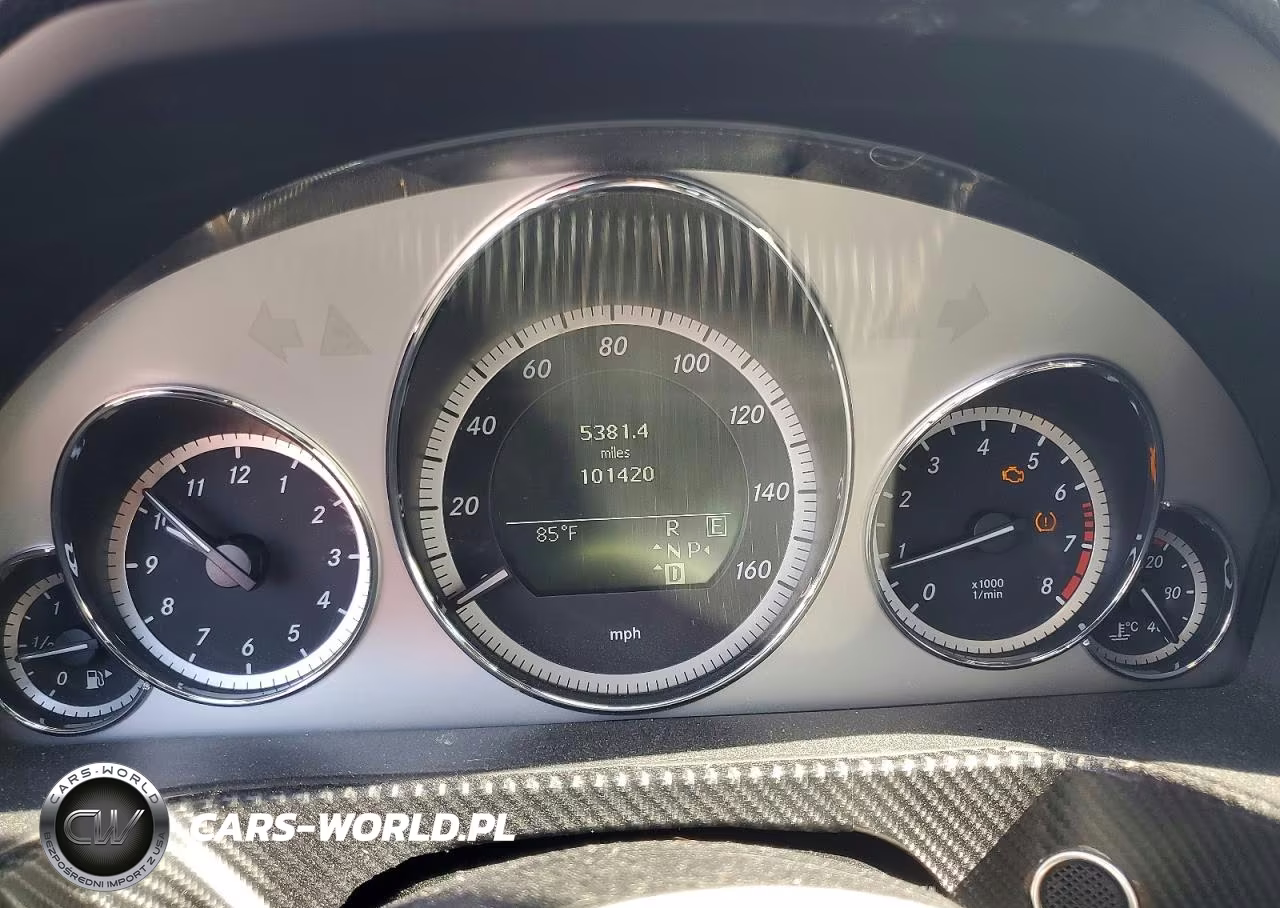 2011 Mercedes-Benz E 550 4Matic VIN:WDDHF9AB2BA417998 - 9