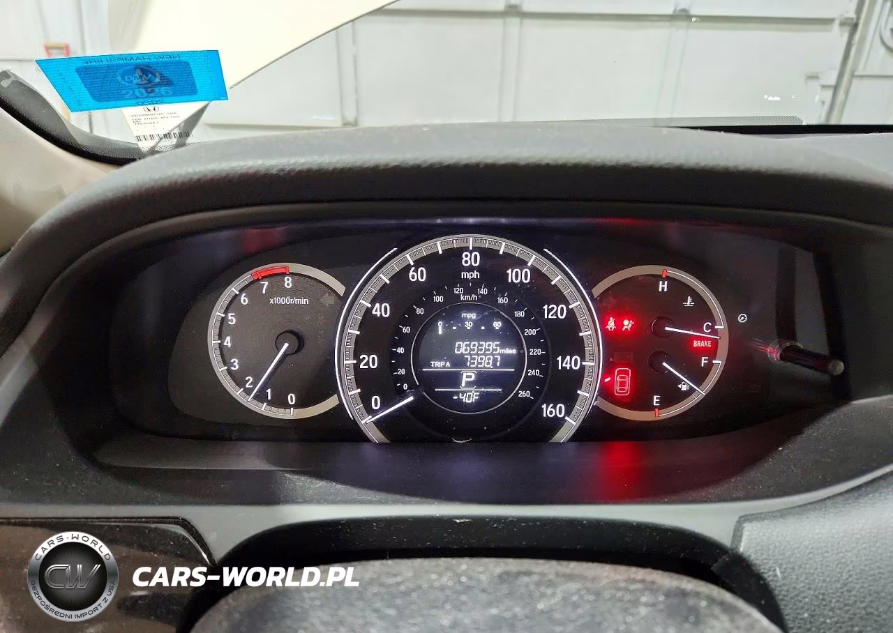 2017 Honda Accord Lx VIN:1HGCR2F39HA110925 - 9