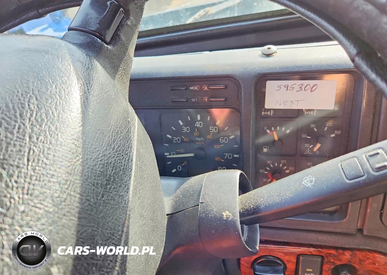 2000 Volvo Vnl Semi Truck VIN:4V4ND4RJ0YN233473 - 8