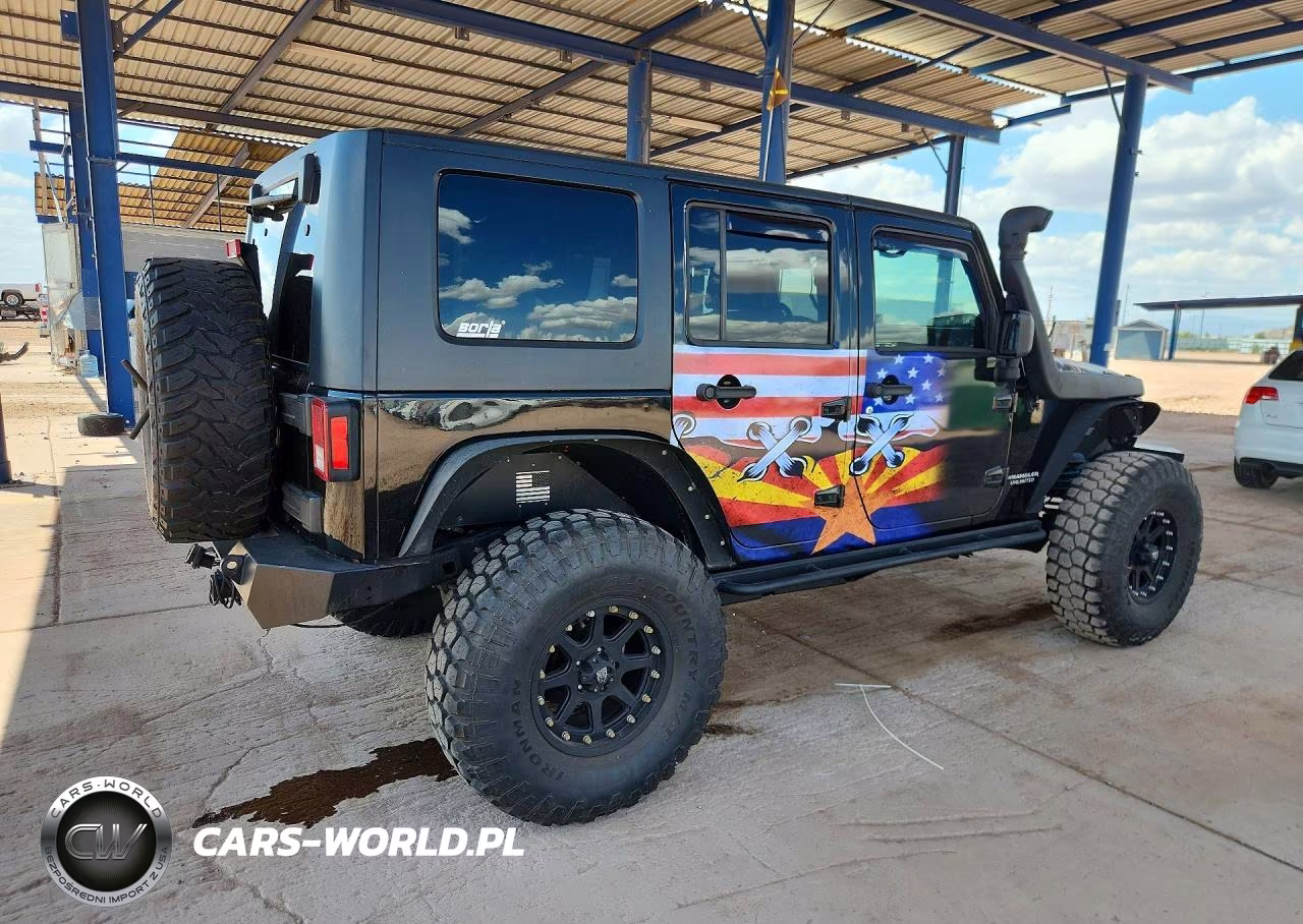 2008 Jeep Wrangler Unlimited Rubicon VIN:1J4GA691X8L613869 - 3