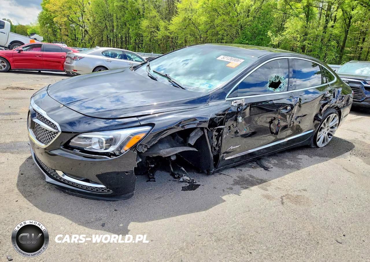 2018 Buick Lacrosse Avenir – zdjęcie 1 z 13