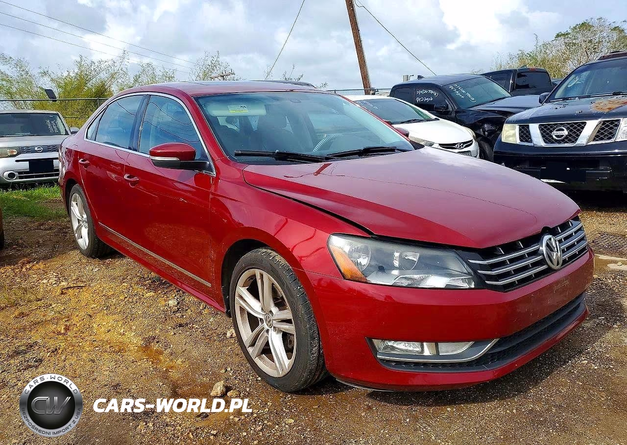 2015 Volkswagen Passat Sel VIN:1VWCS7A38FC106290 - 4