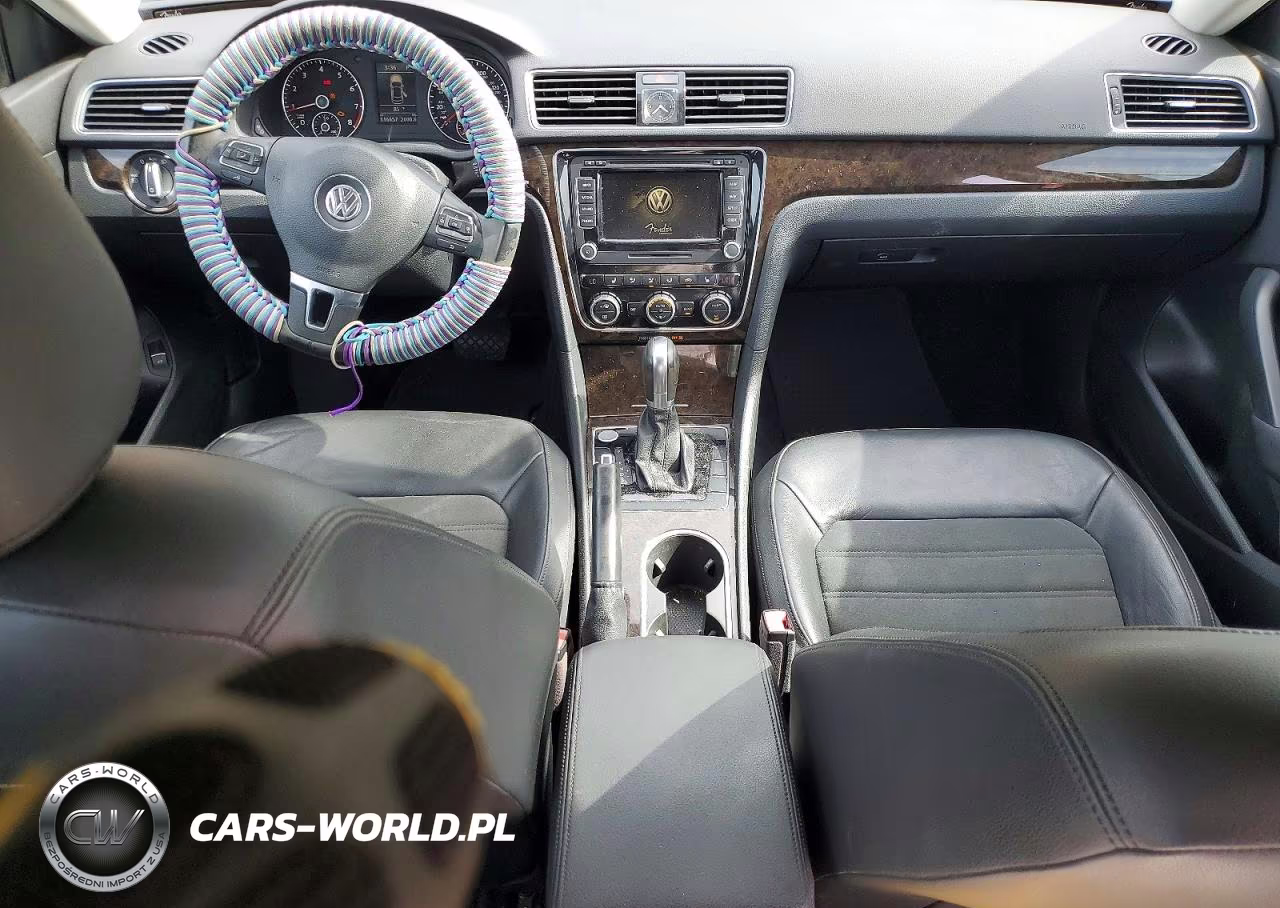 2015 Volkswagen Passat Sel VIN:1VWCS7A38FC106290 - 8