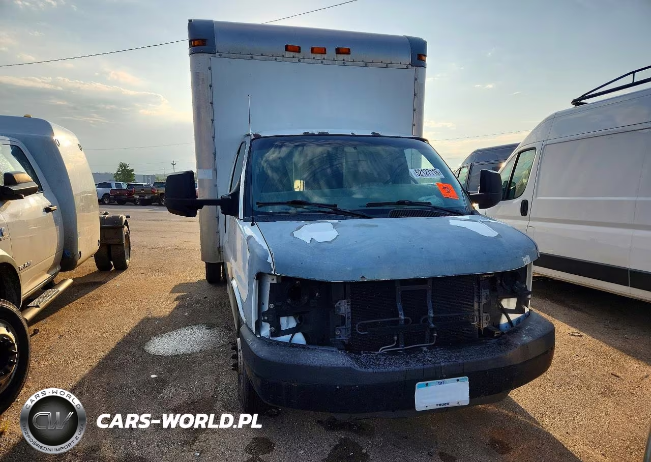 2010 Chevrolet Express G3500 VIN:1GB6G3BG8A1145899 - 5