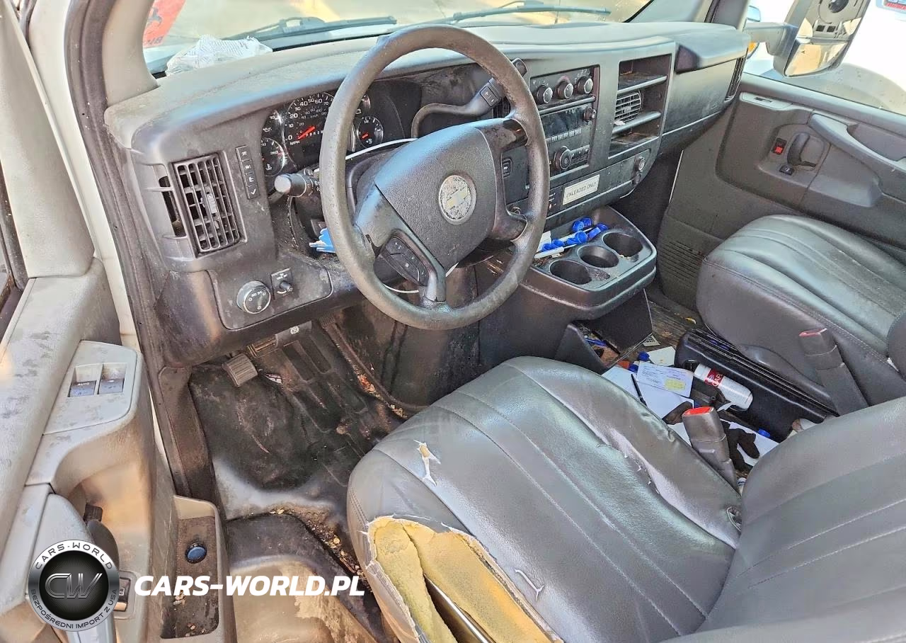 2010 Chevrolet Express G3500 VIN:1GB6G3BG8A1145899 - 8