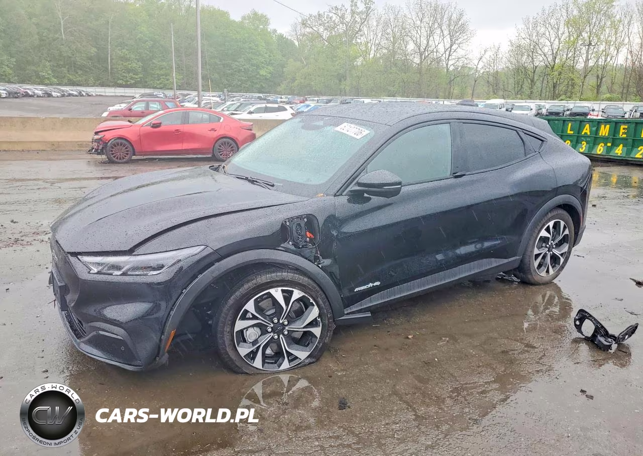 2025 Ford Mustang Mach-E Select