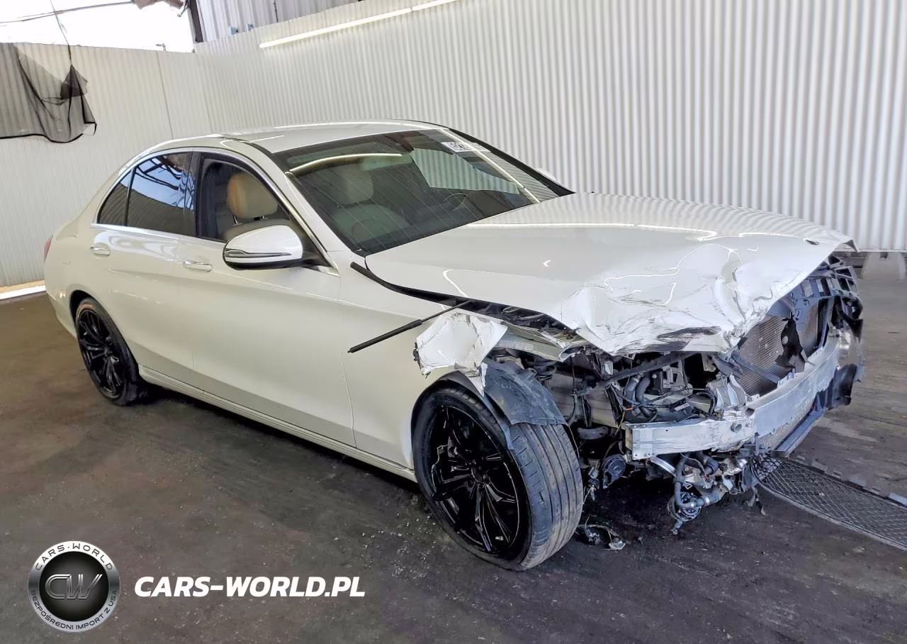 2016 Mercedes-Benz C 300 VIN:55SWF4JB9GU167984 - 4