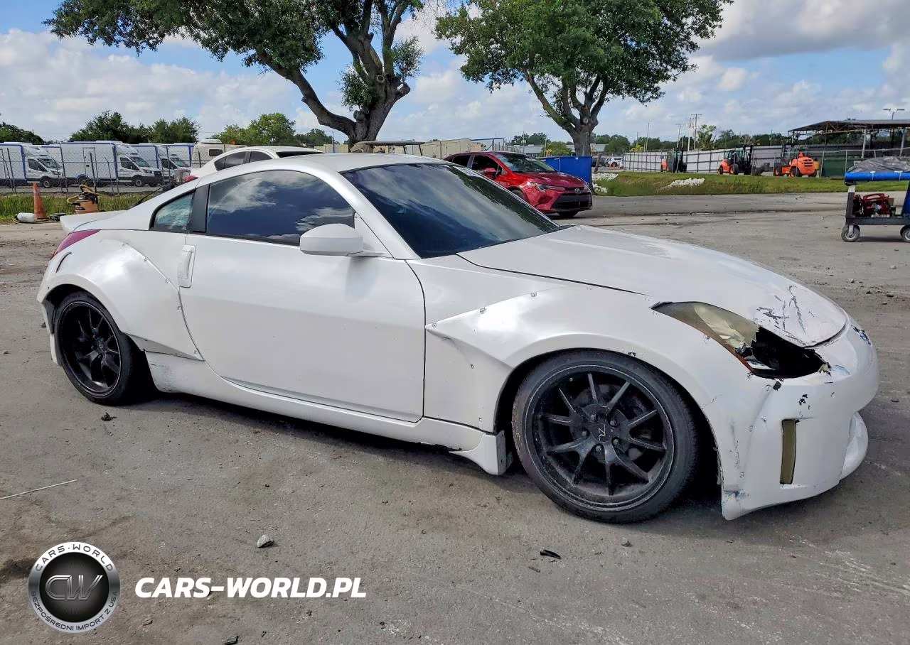 2003 Nissan 350Z Coupe VIN:JN1AZ34D83T119347 - 4
