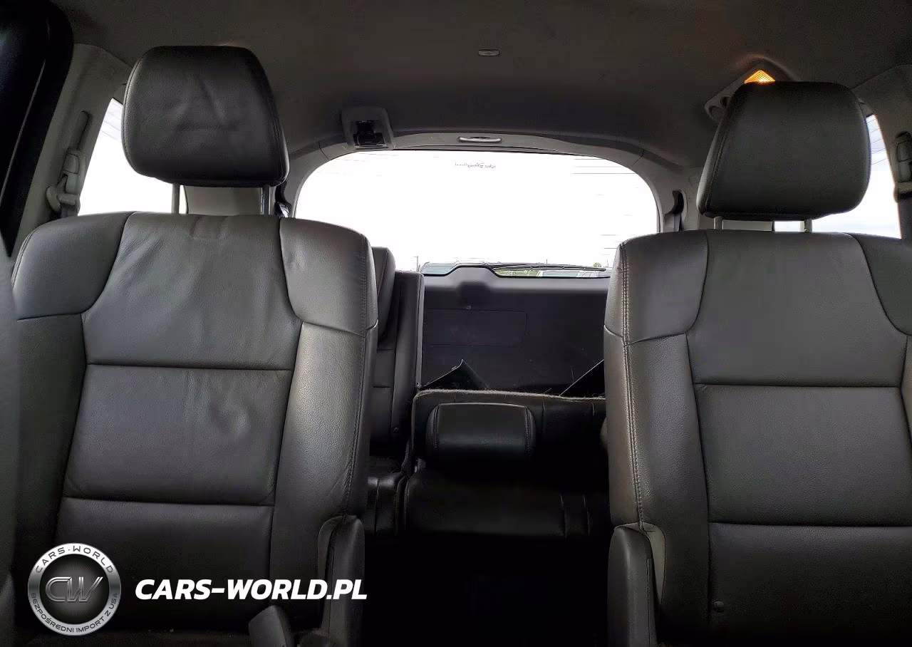 2014 Honda Odyssey Touring VIN:5FNRL5H93EB059177 - 10